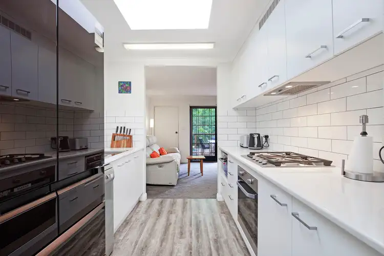 Sixth view of Homely unit listing, 5/12 Woodstock Avenue, Taringa QLD 4068
