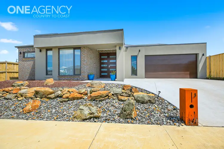 Fourth view of Homely house listing, 3 Stamford Street, Warragul VIC 3820
