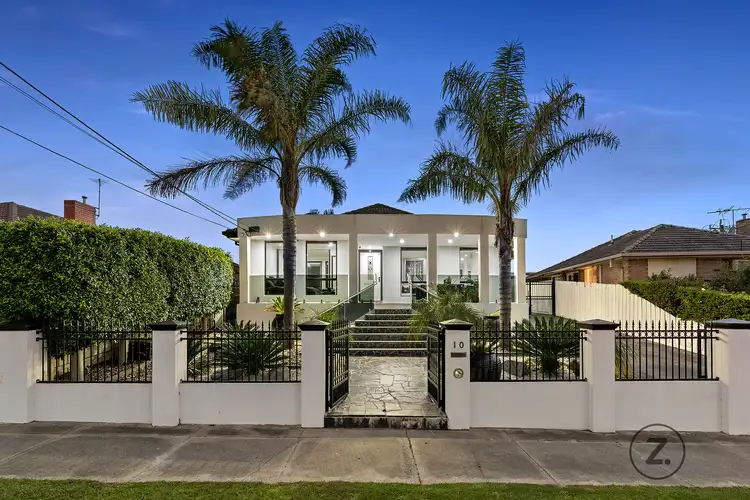 10 Simon Street, Clayton South VIC 3169