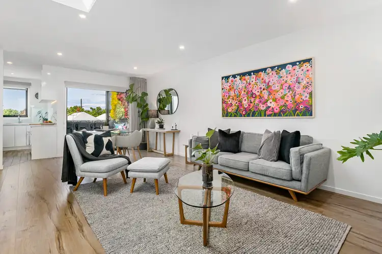 33D Emma Street, Seddon VIC 3011