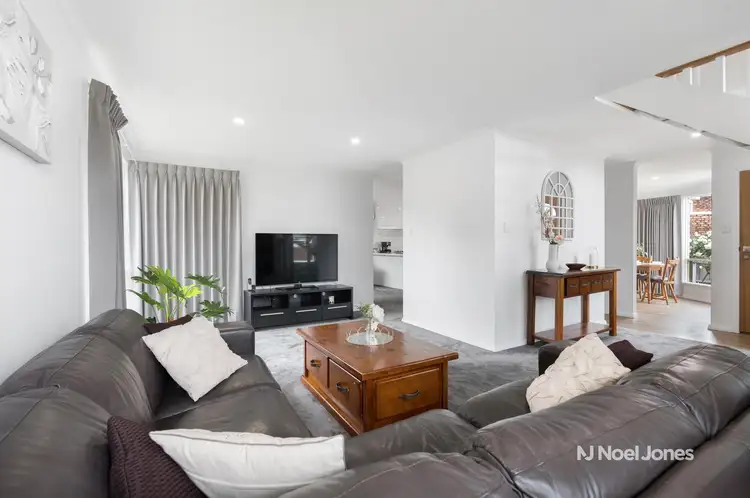 Fourth view of Homely house listing, 2 Matheson Road, Forest Hill VIC 3131