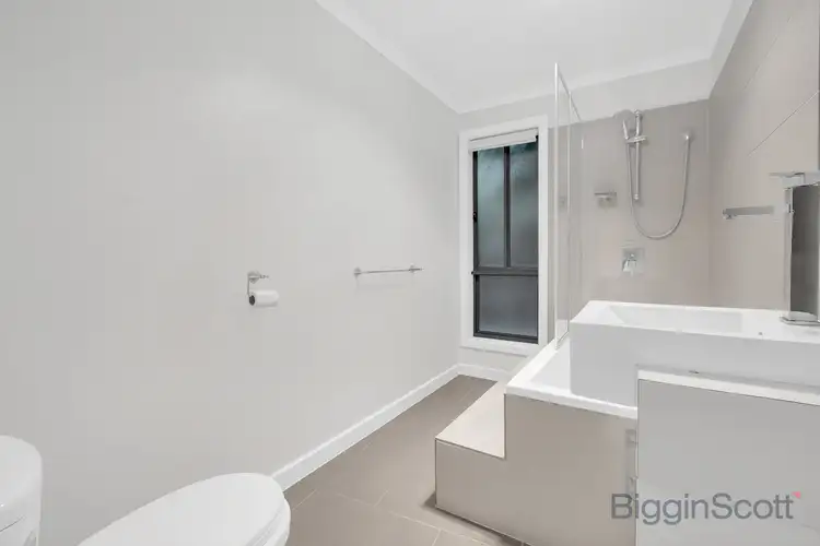 Seventh view of Homely unit listing, 4/4 Mcrae Avenue, St Albans VIC 3021