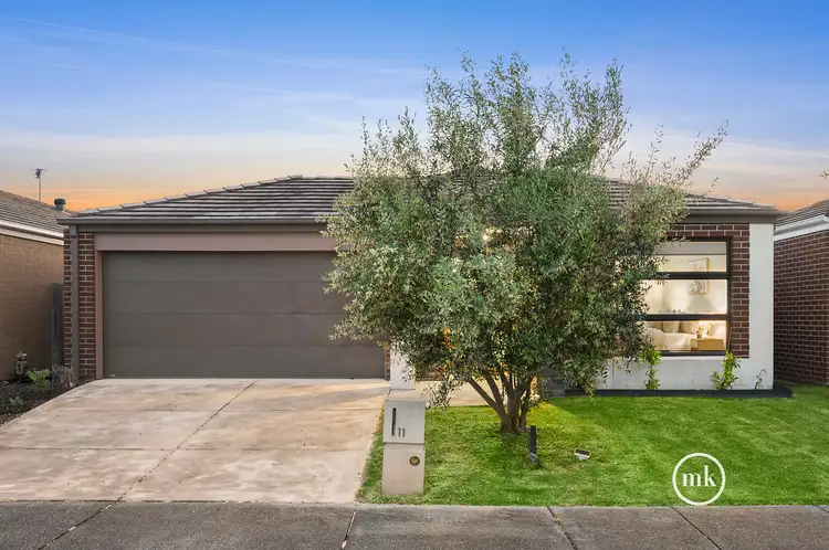 11 Braeburn Street, Doreen VIC 3754