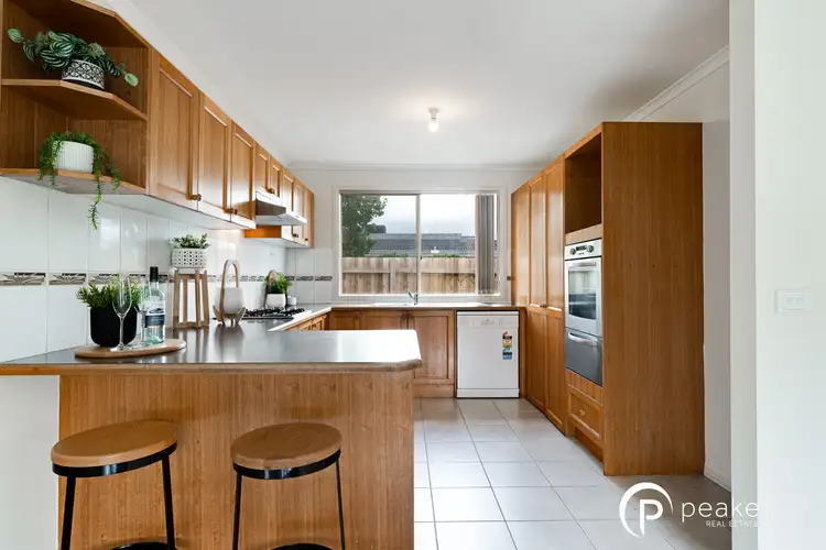 Sixth view of Homely house listing, 33 Sing Crescent, Berwick VIC 3806