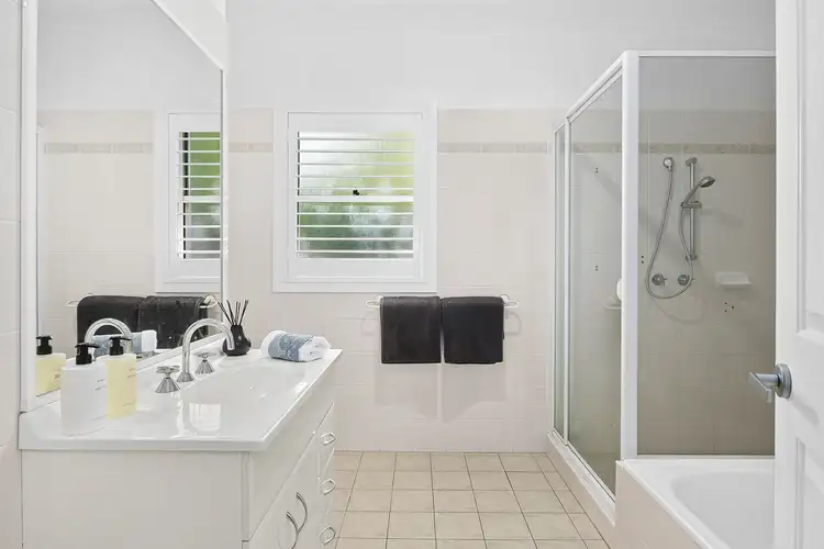 Sixth view of Homely villa listing, 2/112 Merrigang Street, Bowral NSW 2576