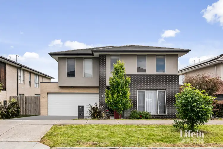 15 Beacon Drive, Cranbourne North VIC 3977