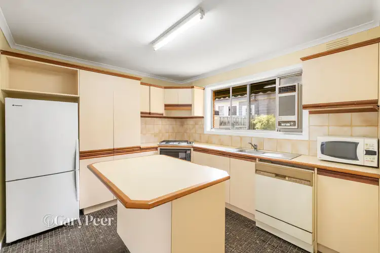Fifth view of Homely villa listing, 2/2 Celia Street, Bentleigh East VIC 3165