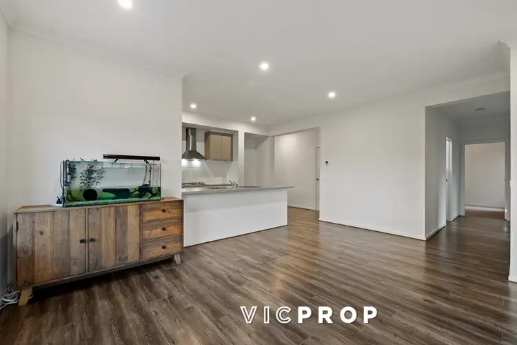 Sixth view of Homely house listing, 126 Fairways Boulevard, Craigieburn VIC 3064