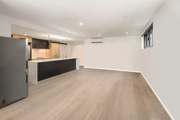 101/147 Sir Fred Schonell Drive, St Lucia QLD 4067