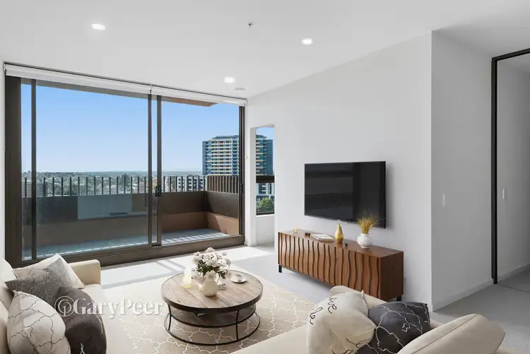 2 Caulfield Boulevard