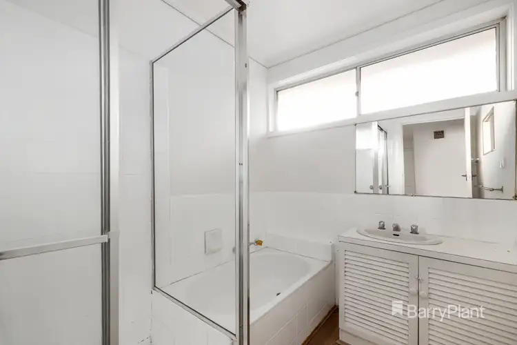 Fifth view of Homely unit listing, 2/19 Wickham Road, Hampton East VIC 3188