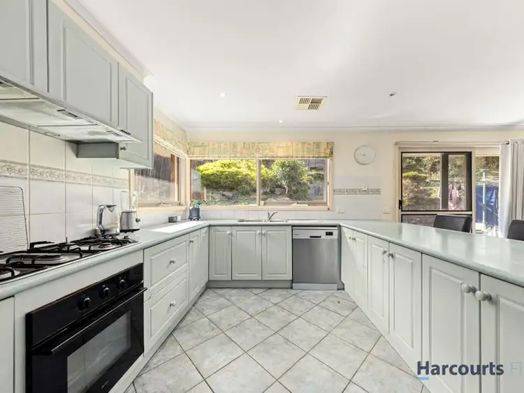 Fifth view of Homely house listing, 4 BLAIR Court, Warranwood VIC 3134