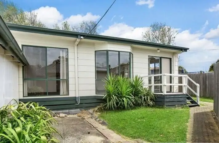 20A Hamilton Grove
