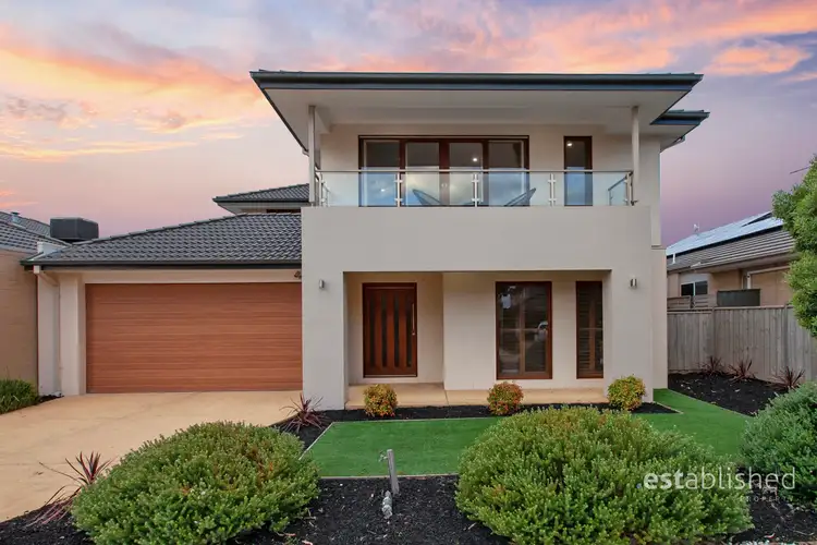 86 Beachview Parade, Sanctuary Lakes VIC 3030