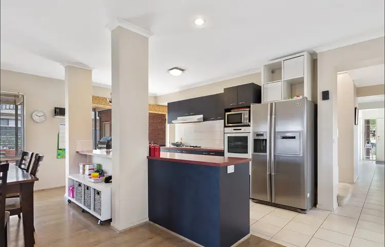 Fifth view of Homely house listing, 10 Eppalock Drive, Manor Lakes VIC 3024