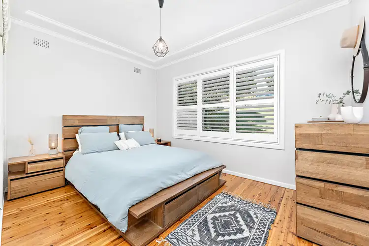 Fifth view of Homely house listing, 27 Figtree Crescent, Figtree NSW 2525