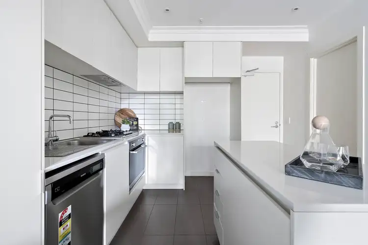 Third view of Homely apartment listing, 4/26 Beaurepaire Parade, Footscray VIC 3011