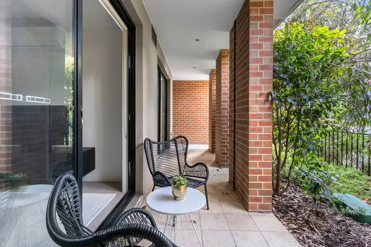 Fifth view of Homely apartment listing, 4/26 Beaurepaire Parade, Footscray VIC 3011
