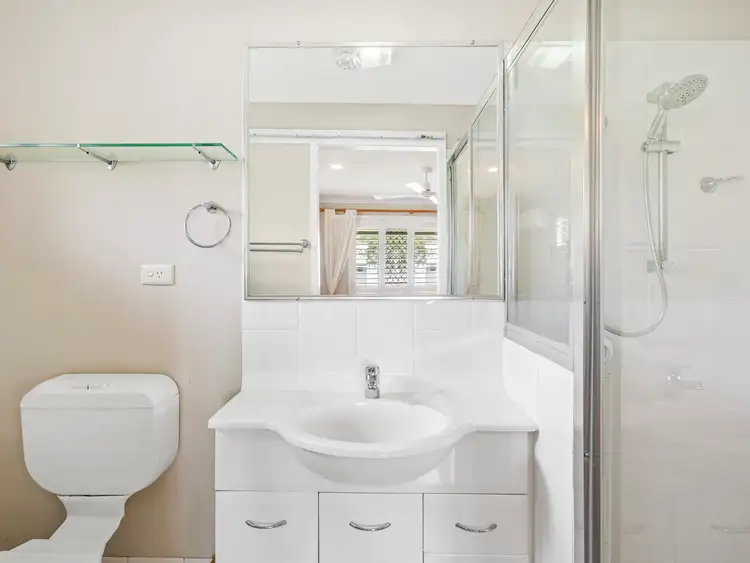 Sixth view of Homely house listing, 2 Pipit Parade, Burleigh Waters QLD 4220