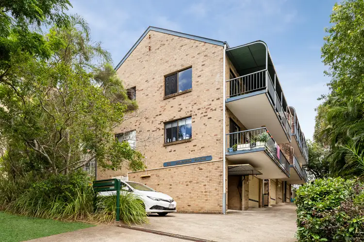 Main view of Homely unit listing, 2/64 Sisley Street, St Lucia QLD 4067