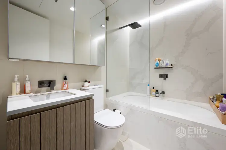 Fifth view of Homely apartment listing, 605/627 Victoria Street, Abbotsford VIC 3067