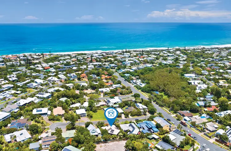 7 Columbus Court, Sunrise Beach QLD 4567
