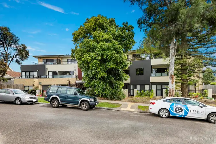 212/569 Whitehorse Road, Mitcham VIC 3132