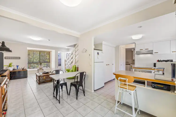 33 Jarnahill Drive