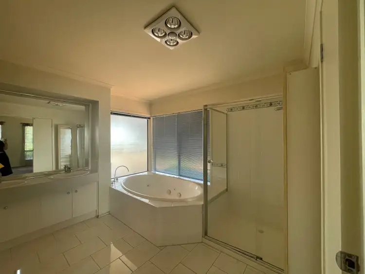 Seventh view of Homely house listing, 6 Lakeside Drive, Sanctuary Lakes VIC 3030