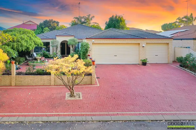 3 Heather Gardens, Halls Head WA 6210