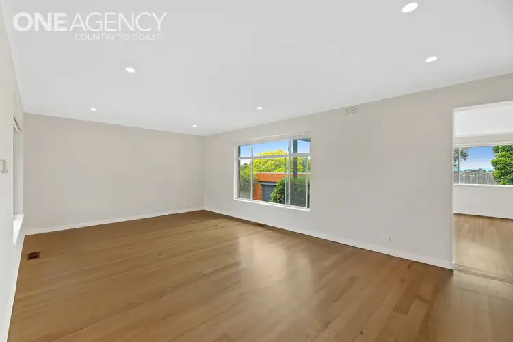 Fifth view of Homely house listing, 10 Sinclair Street, Warragul VIC 3820