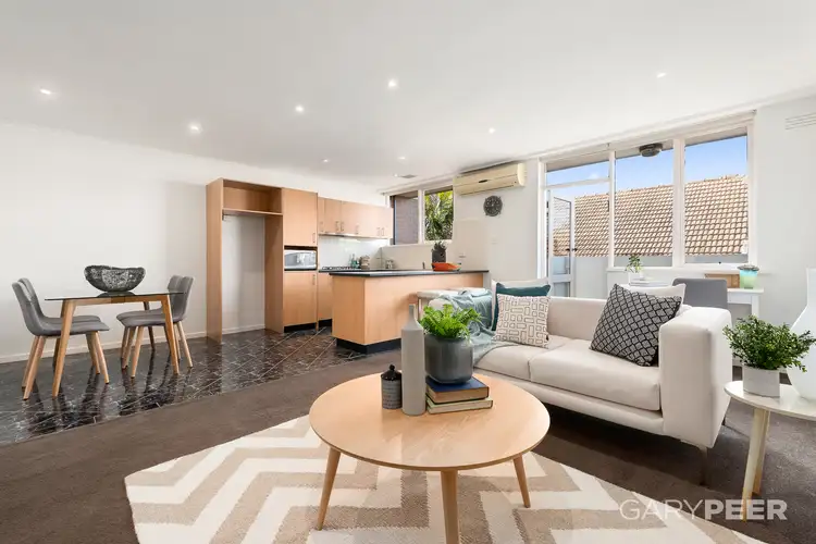 8/332 Dandenong Road, St Kilda East VIC 3183