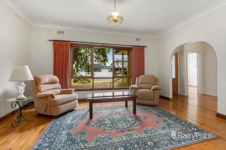 34 Cannes Avenue, Bonbeach VIC 3196