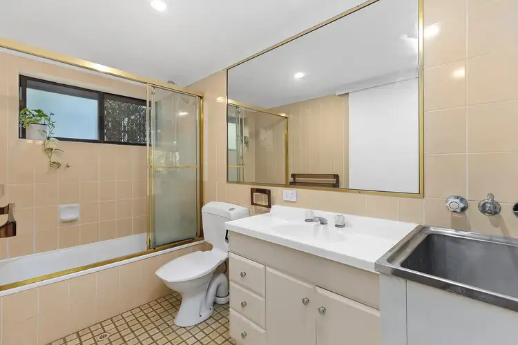 Sixth view of Homely unit listing, 1/15 Ada Street, Taringa QLD 4068