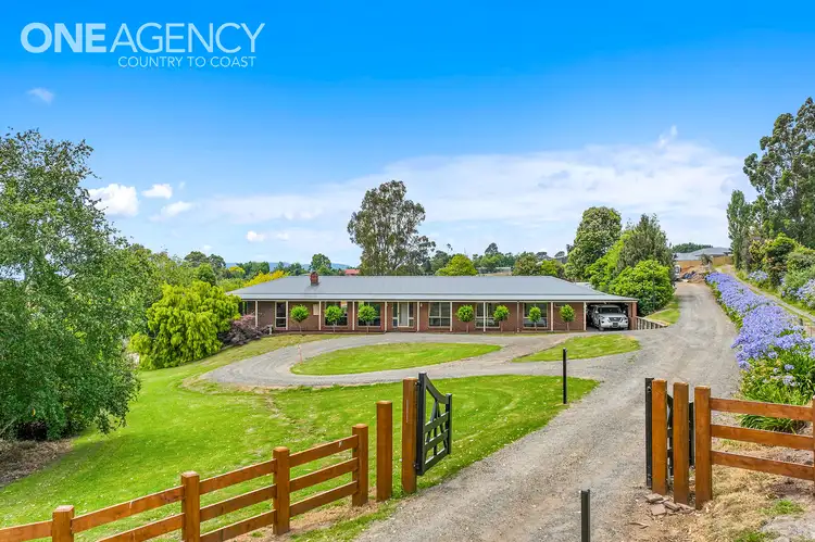 13 Patison Court, Drouin VIC 3818
