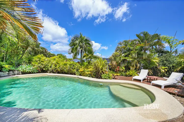 2 Cooroibah Crescent