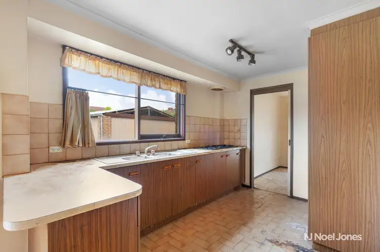 Fourth view of Homely house listing, 8 Dee Place, Rowville VIC 3178
