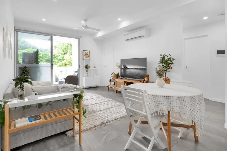 Fifth view of Homely unit listing, 2/31 Brasted Street, Taringa QLD 4068