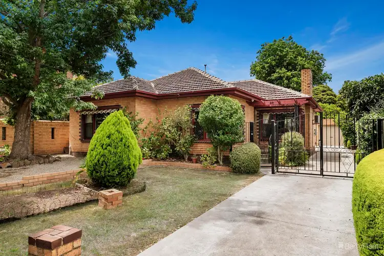 24 Waiora Road, Rosanna VIC 3084