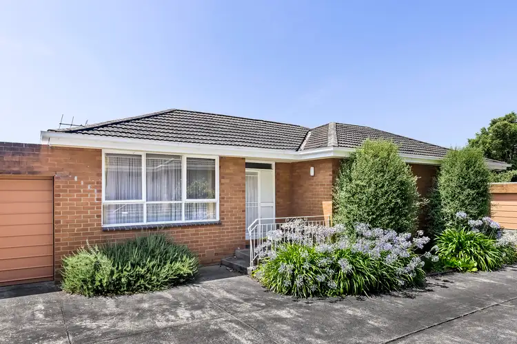 Main view of Homely unit listing, 3/15 Robinson Road, Hawthorn VIC 3122