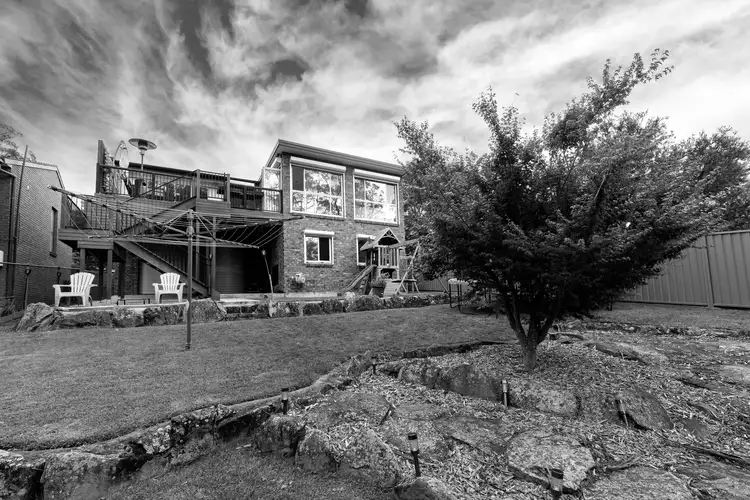 37 Roger Crescent, Mount Riverview NSW 2774