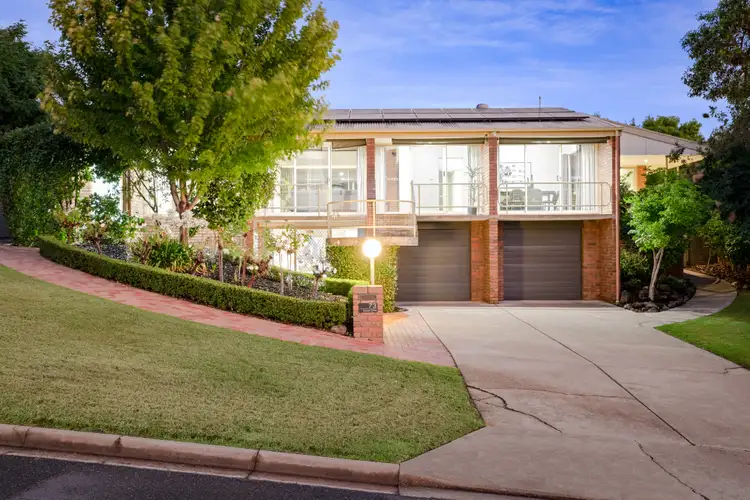 73 Sunset Drive, West Albury NSW 2640