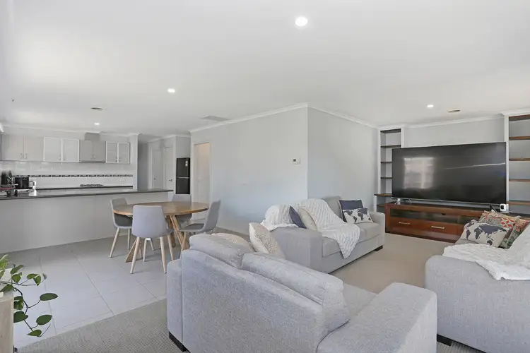 Second view of Homely house listing, 27 Melissa Way, Pakenham VIC 3810