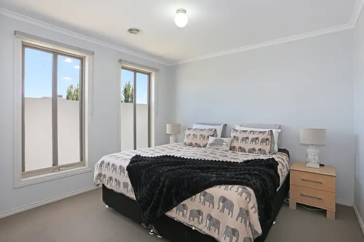 Fifth view of Homely house listing, 27 Melissa Way, Pakenham VIC 3810