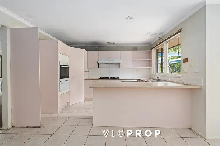 Fifth view of Homely house listing, 86 Lipton Drive, Frankston VIC 3199