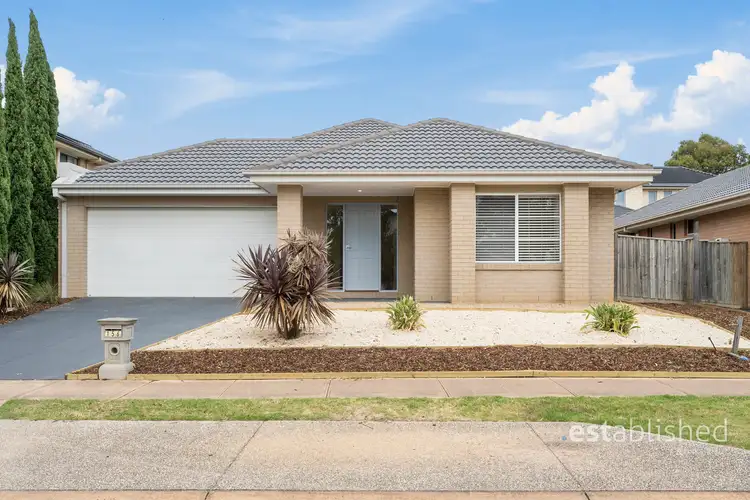 156 Sanctuary Lakes South Boulevard, Sanctuary Lakes VIC 3030