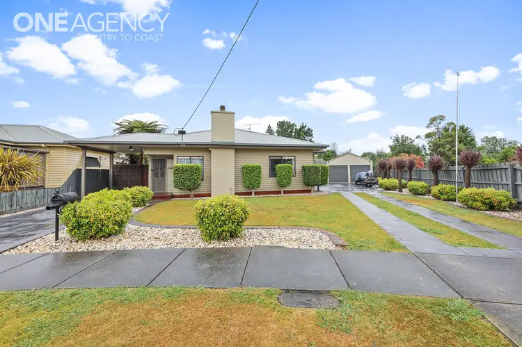 Second view of Homely house listing, 10 Gloucester Place, Warragul VIC 3820