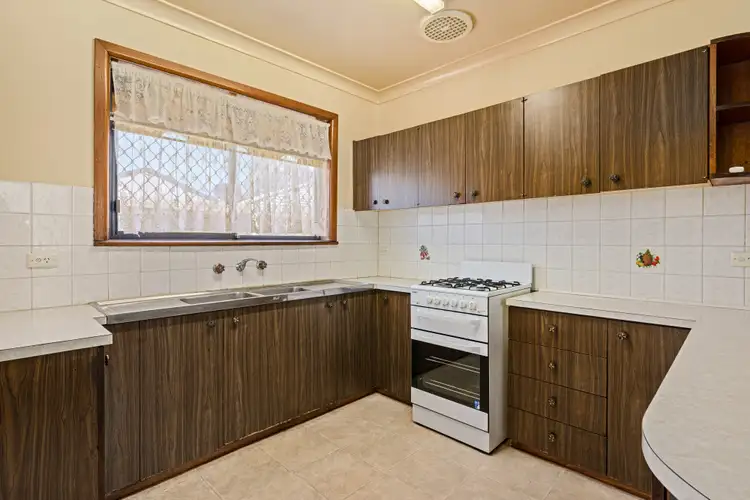 Sixth view of Homely unit listing, 1/339 Parkland Crescent, Lavington NSW 2641