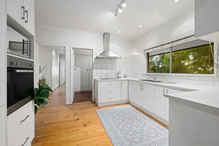 Sixth view of Homely house listing, 682 Morningside Place, Albury NSW 2640