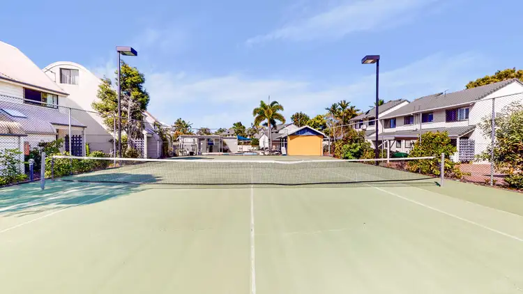 124 Noosa Parade